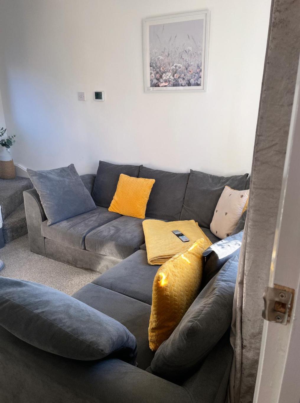 Newly Refurbished Beautiful Location 1 Bedroom Residential House Cramlington Extérieur photo